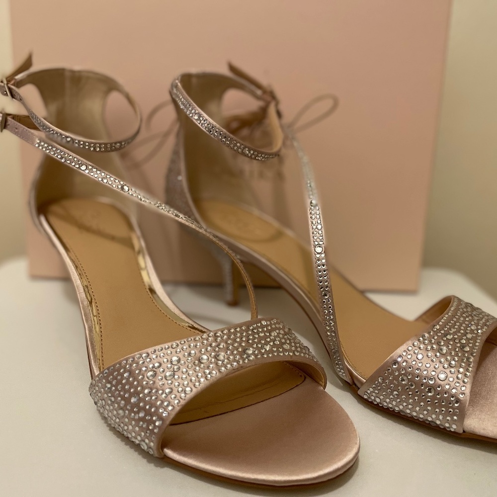 Badgley Mischka Women's Shoe Size 10